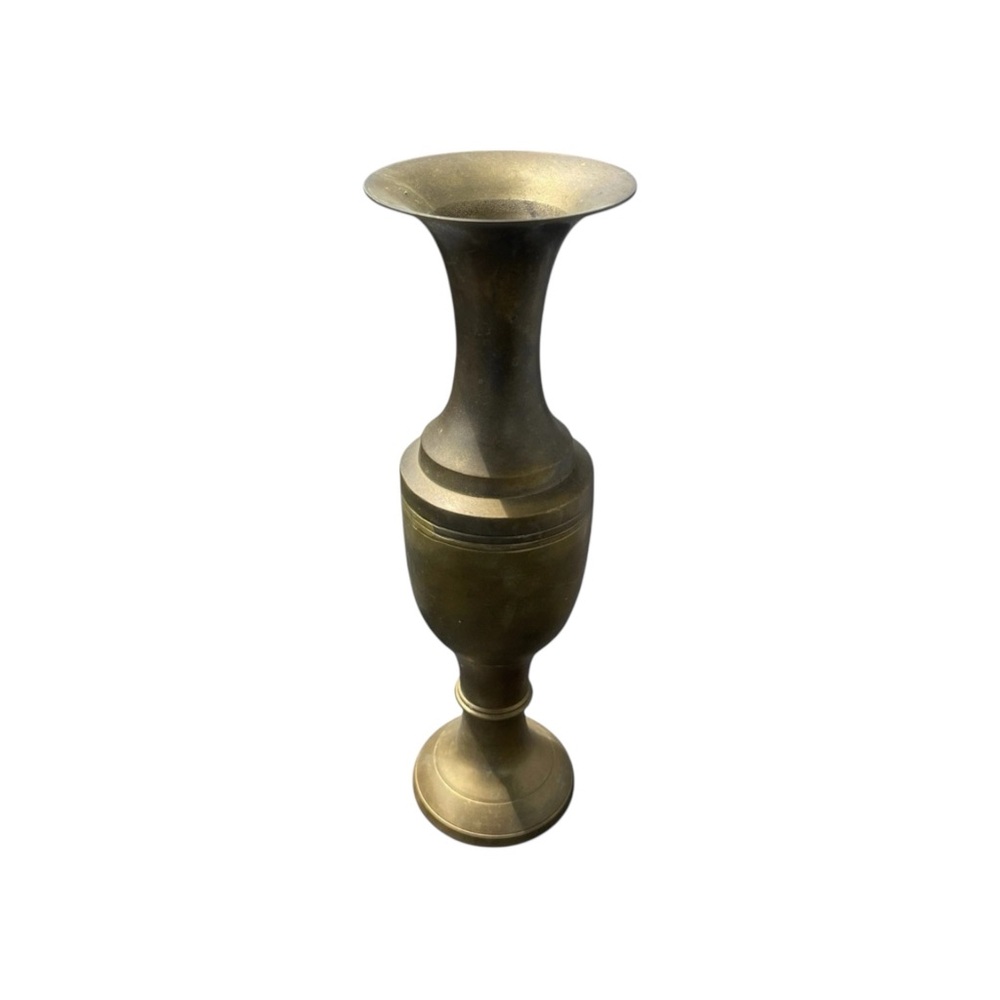 VTG Brass Vase Fluted Neck Tall Patina Charm MCM India Heirloom Elegance Accents - Picture 6 of 7